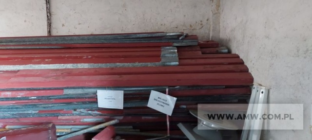 Złom żelaza i stali (w tym blachy i kątowniki) (kod odpadu 17 04 05) 